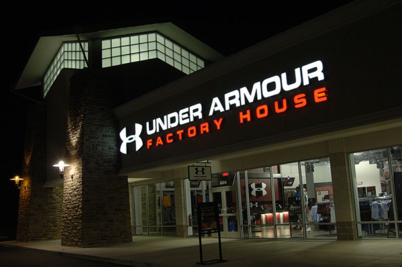 Under armour outlet 2024 pleasant prairie wisconsin